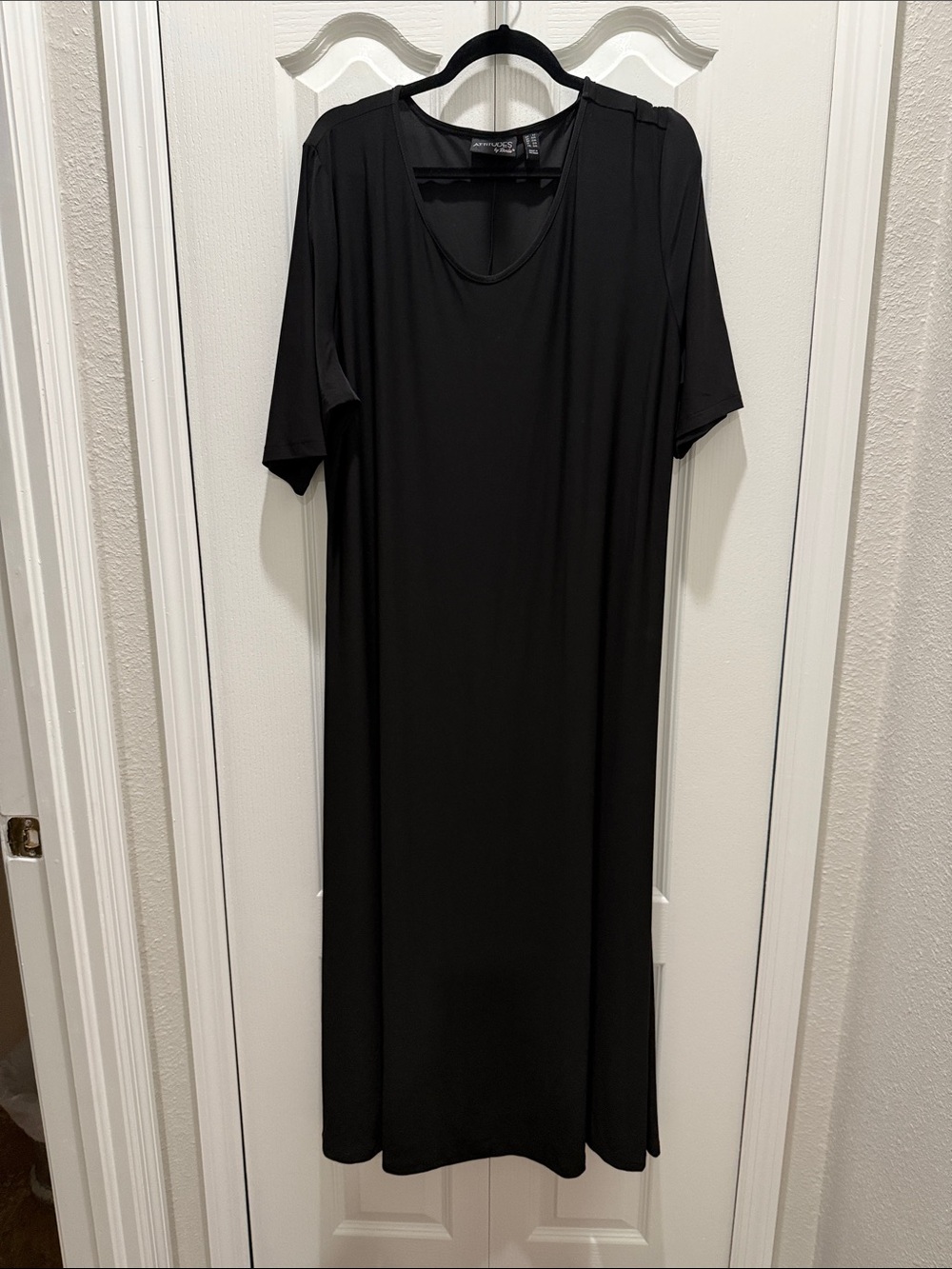 Attitudes by Renee Black Maxi Dress with Short Sleeves